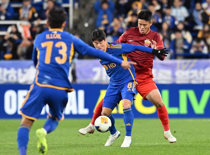 江西队在客场取得一场大胜，士气高昂