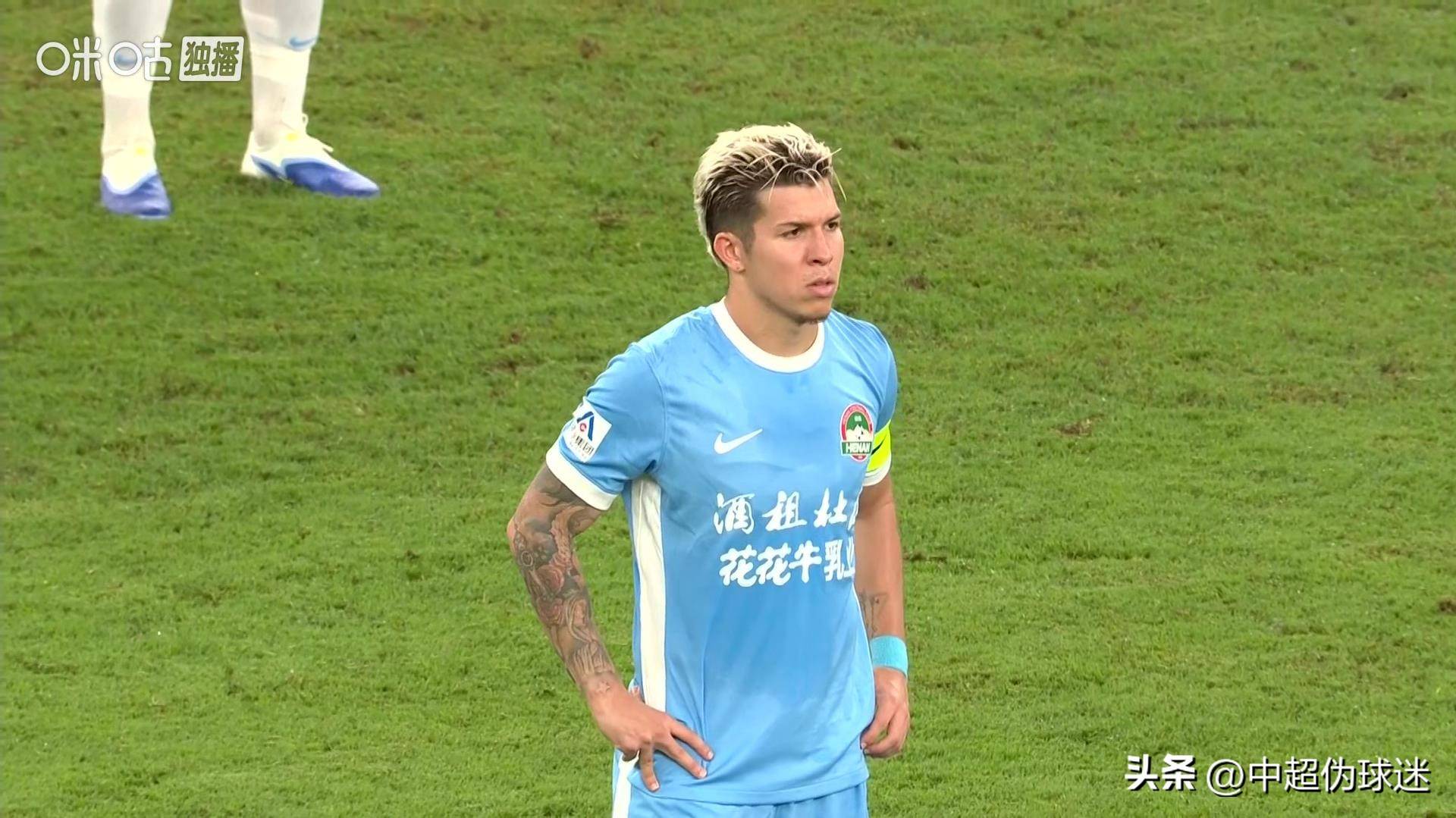 aoa体育体育在线登录-上港客场逆转，追平联赛榜首