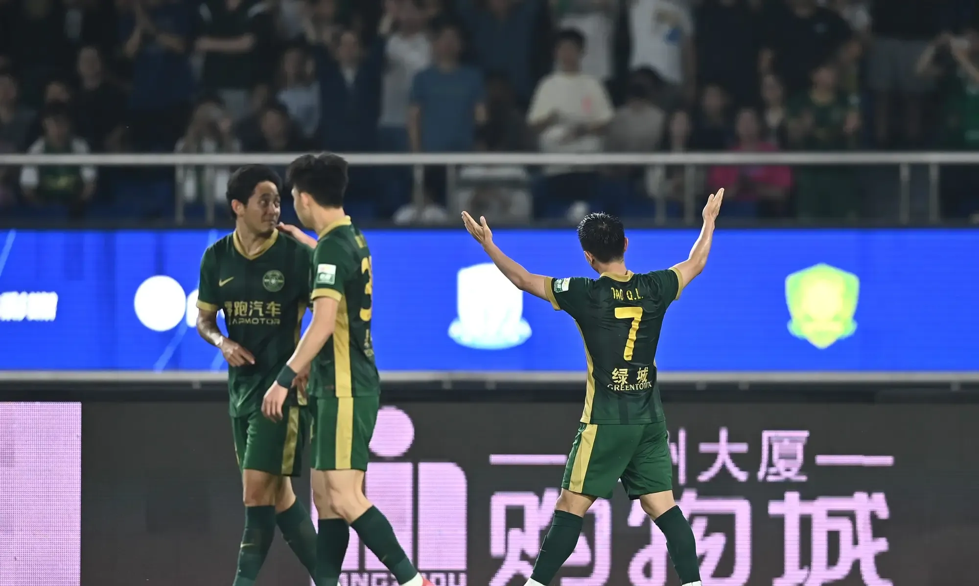 浙江队轻松过关，击败河北王牌