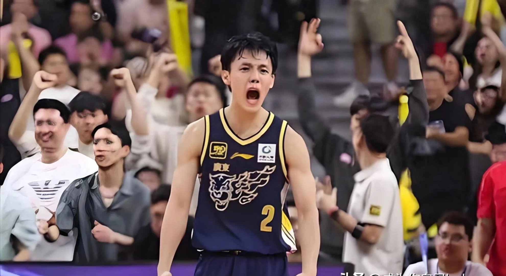 山西男篮赢下关键战役，保持不败战绩