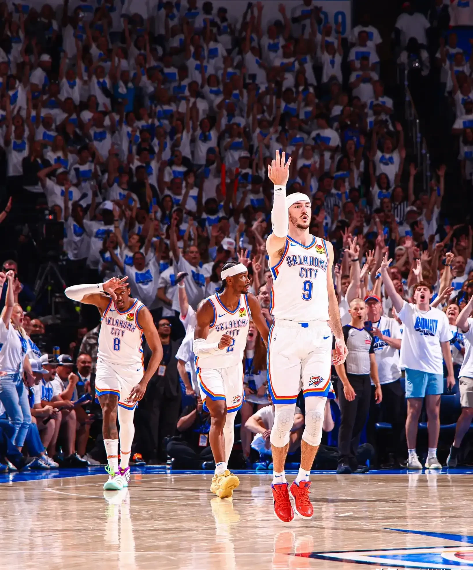 波尔多后卫神勇抢断，助球队客场获胜