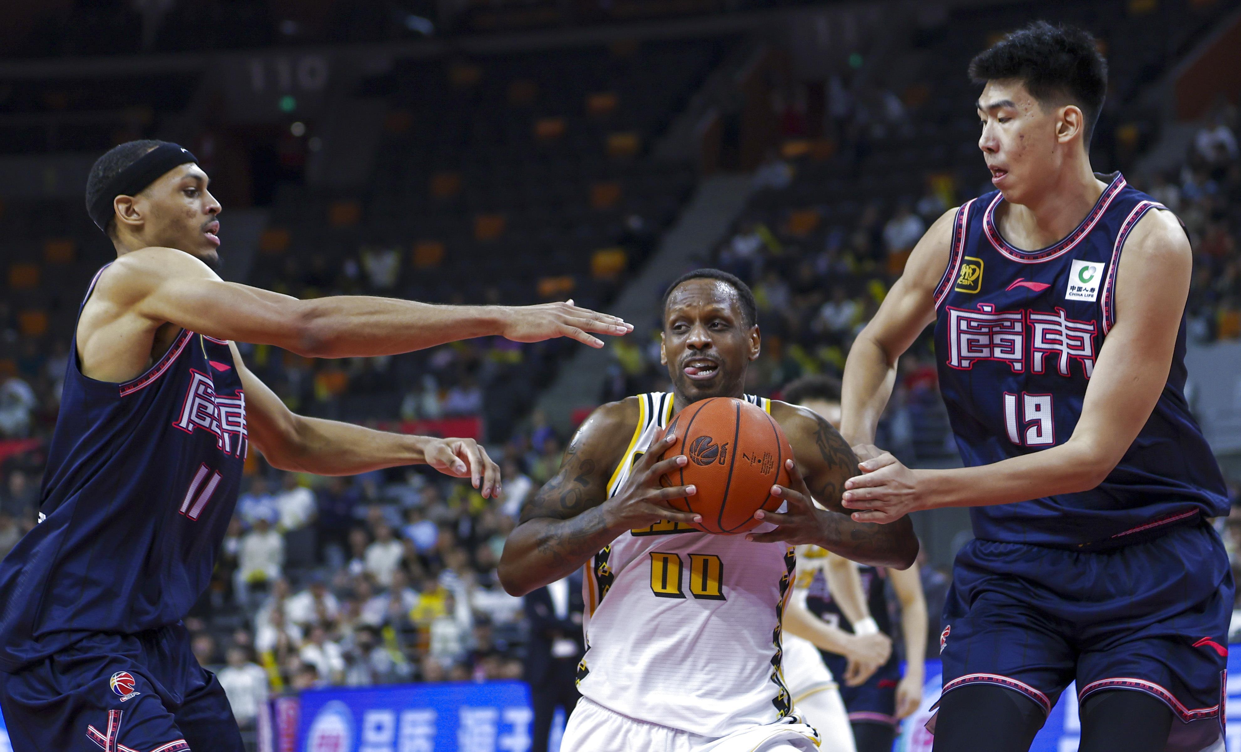 中国职业篮球联赛赛场上掀起风暴