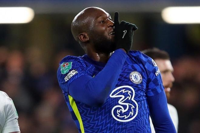 切尔西门将租借加盟那不勒斯，引发争议