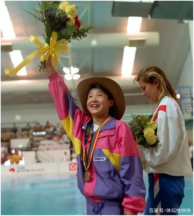 泰国代表团在游泳赛场上斩获多面奖牌